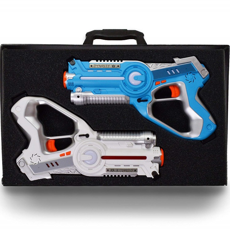 DYNASTY TOYS Family Games Laser Tag Set and Carrying Case 
